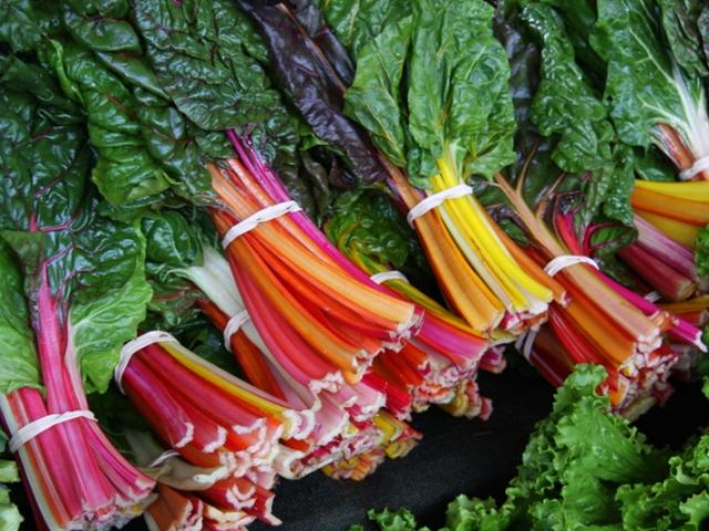 Para veganos/as: ¿Cuáles son las verduras y frutas con más calcio?