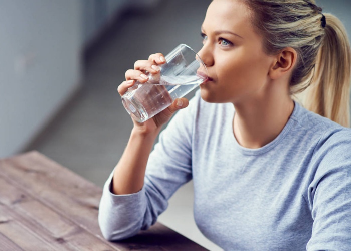 Dolor de garganta por tomar agua fria