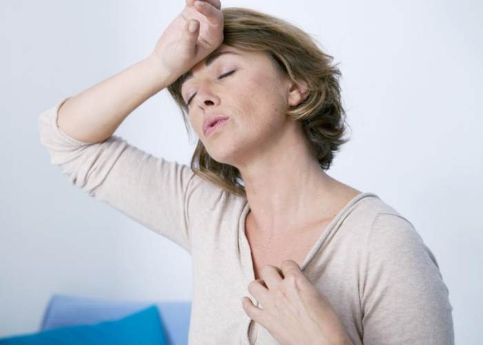 como evitar la hinchazon en la menopausia